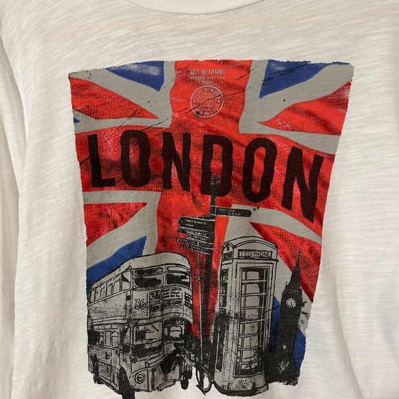 DEX Long-Sleeved T-Shirt, White, With “London “ Graphic, Women’s Size L - Picture 2 of 8